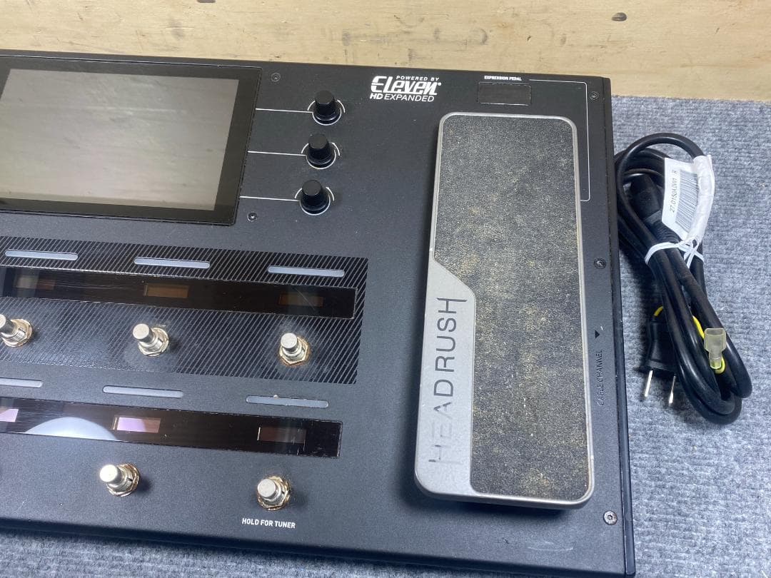マルチエフェクター headrush pedalboard