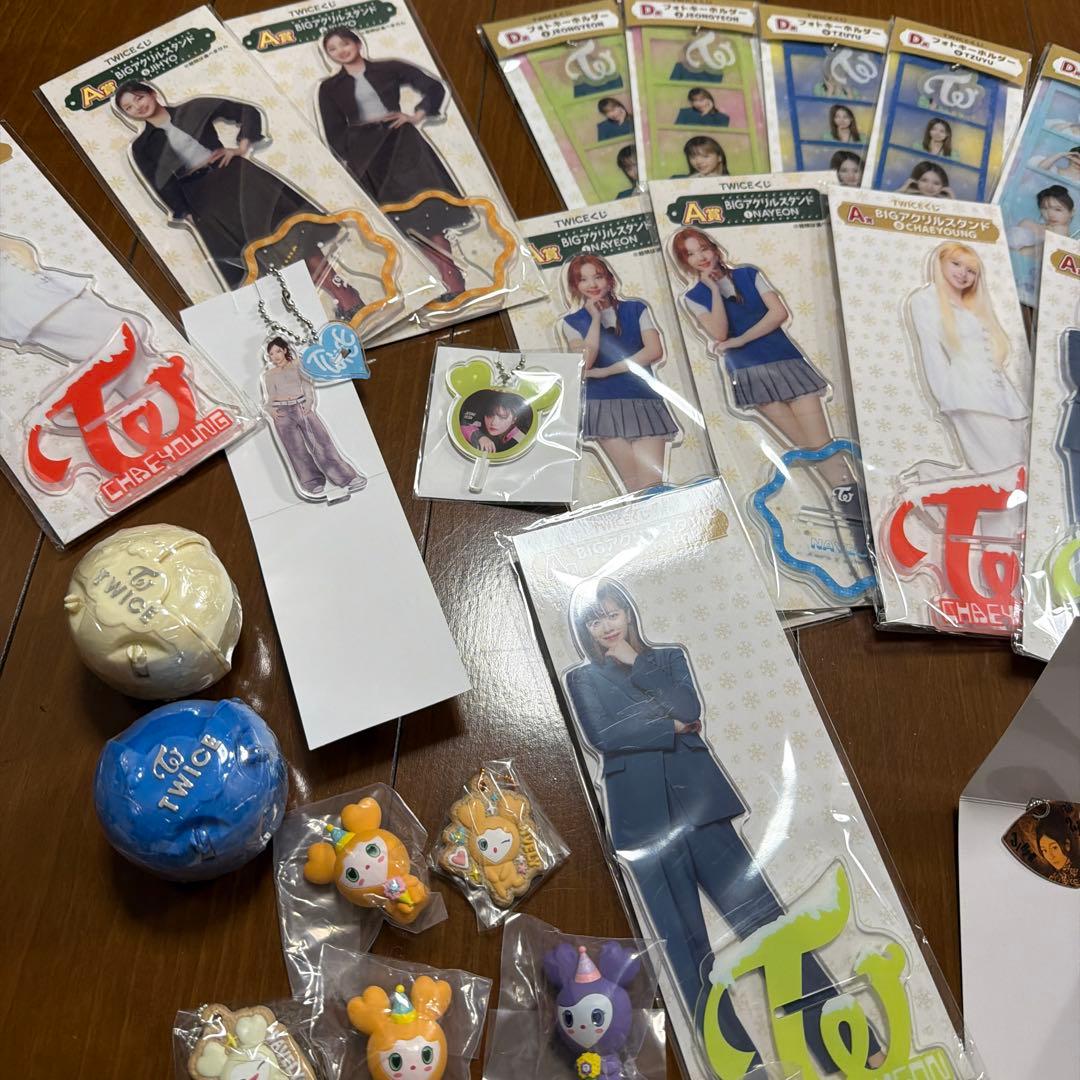 新品未使用　グッズ　キーホルダー　まとめ売り　TWICE 写真確認お願い致します