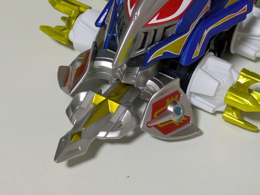クラッシュギア　ガルダフェニックス　全塗装