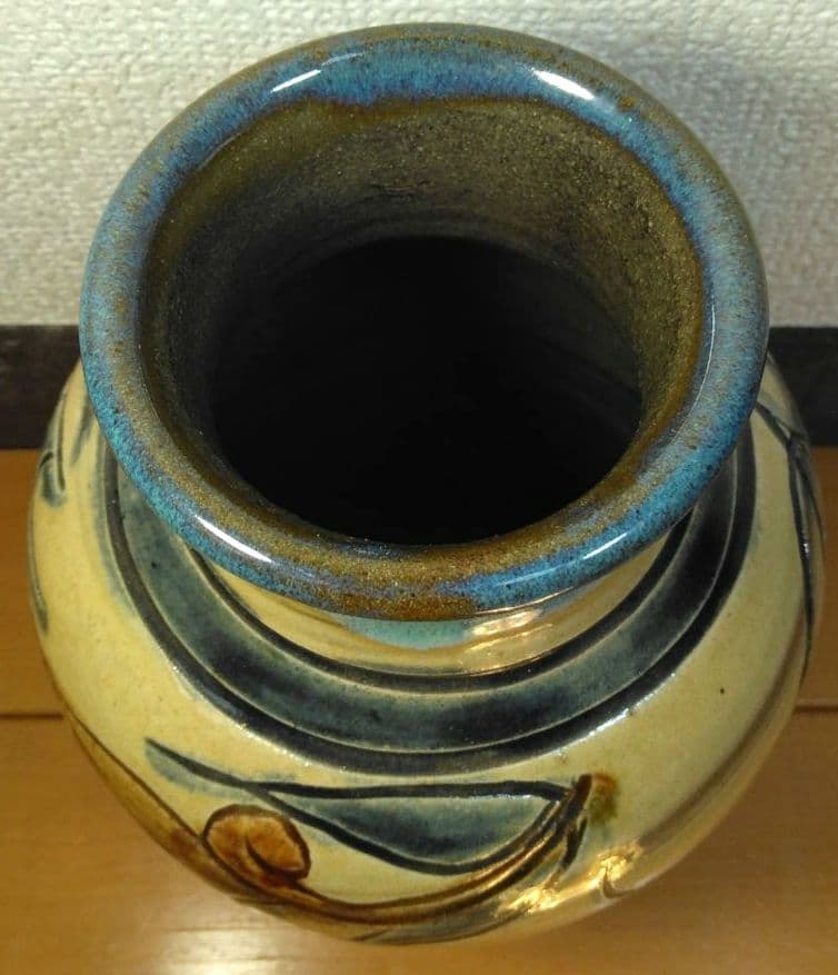 Kanegon 人間国宝 金城次郎 海老魚紋花瓶 栞 共箱 h20cm超