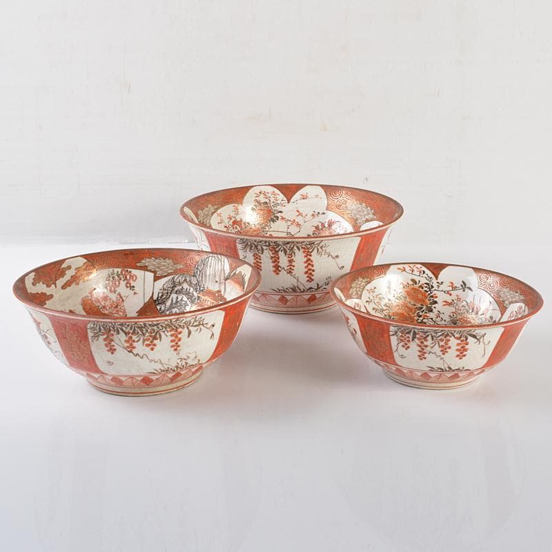 九谷焼　古九谷　赤絵金彩　窓絵　山水人物花文　三ッ組鉢　D　R6530B