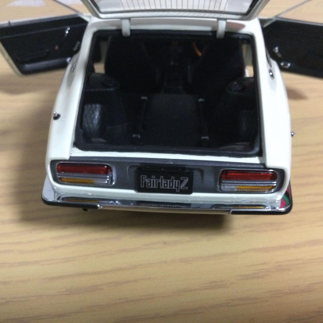 京商 ミニカー 日産フェアレディZ 1/18