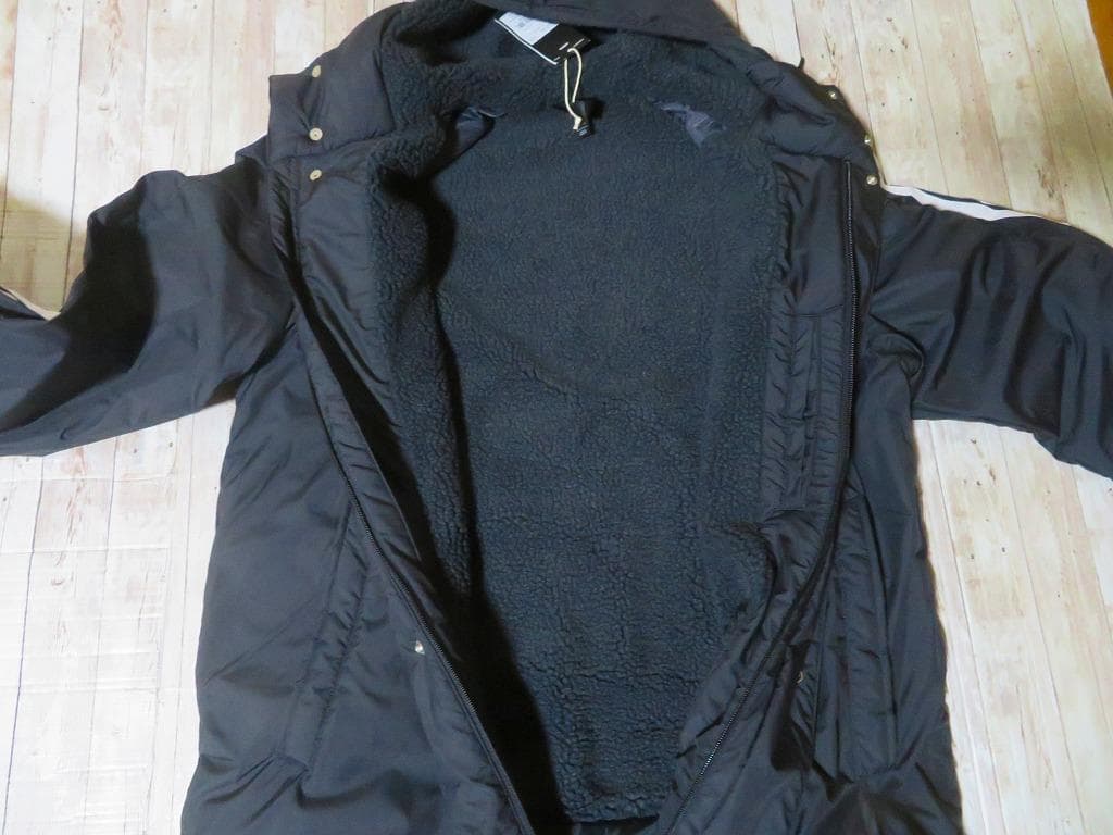★新品★adidasアディダス ベンチコート 黒・白【XL】