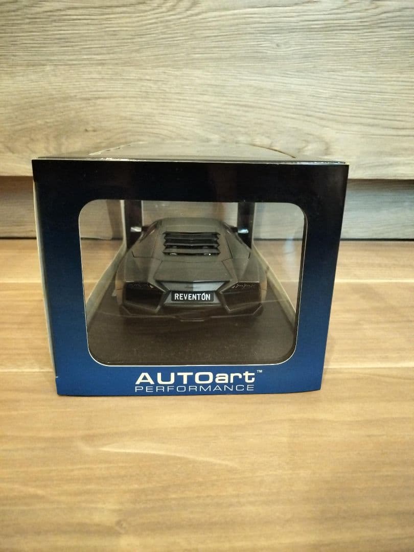 AUTOart 1/18 ランボルギーニ レヴェントン グレー オートアート