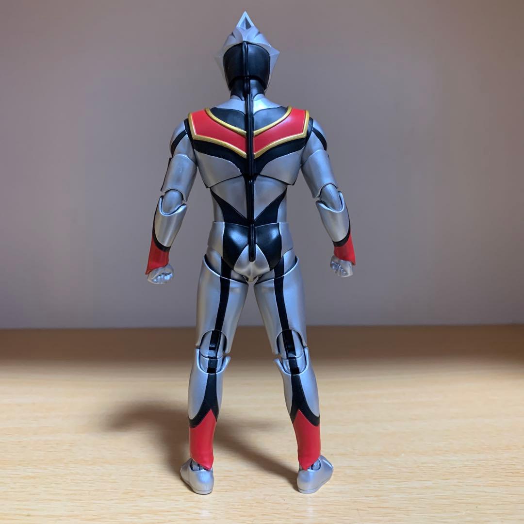 S.H.Figuarts (真骨彫製法) イーヴィルティガ