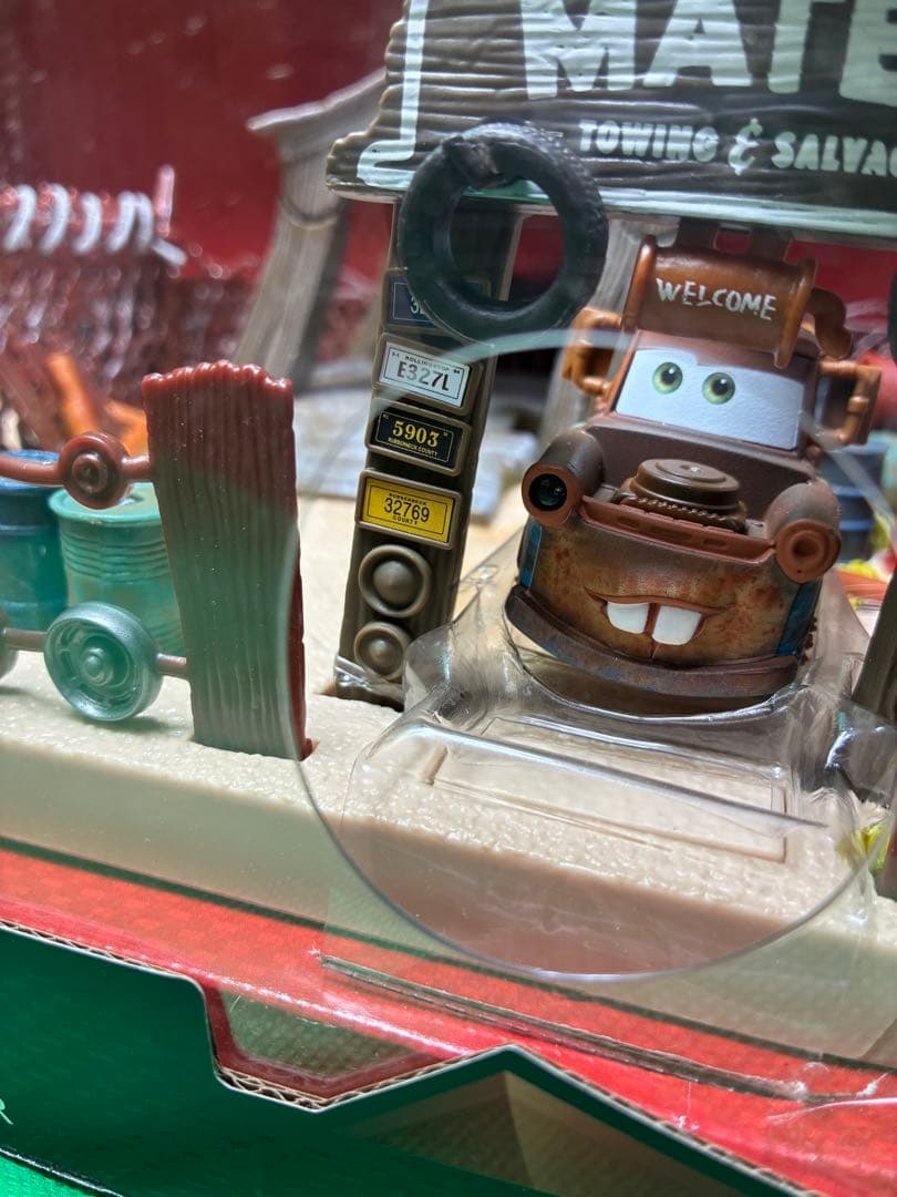 激レア‼︎カーズ　メーターのレッカー車ヤード　プレイセット