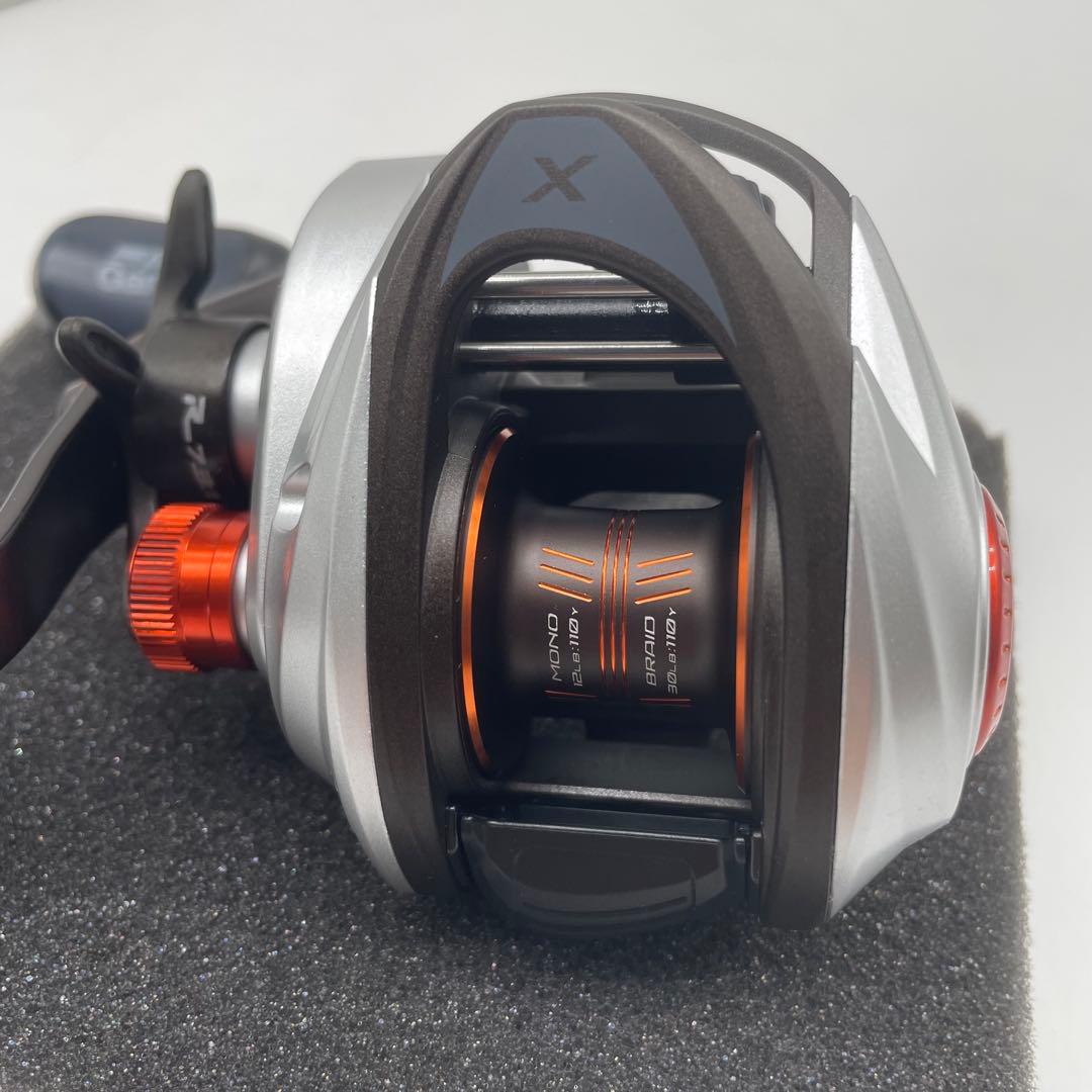 アブガルシア REVO5 X シリーズ (レボ第5世代ベイトリール)