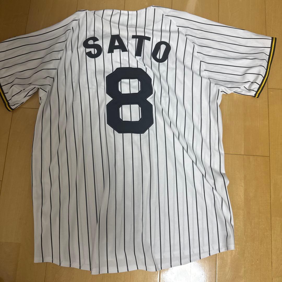 阪神タイガース ユニフォーム 佐藤輝明Lサイズ