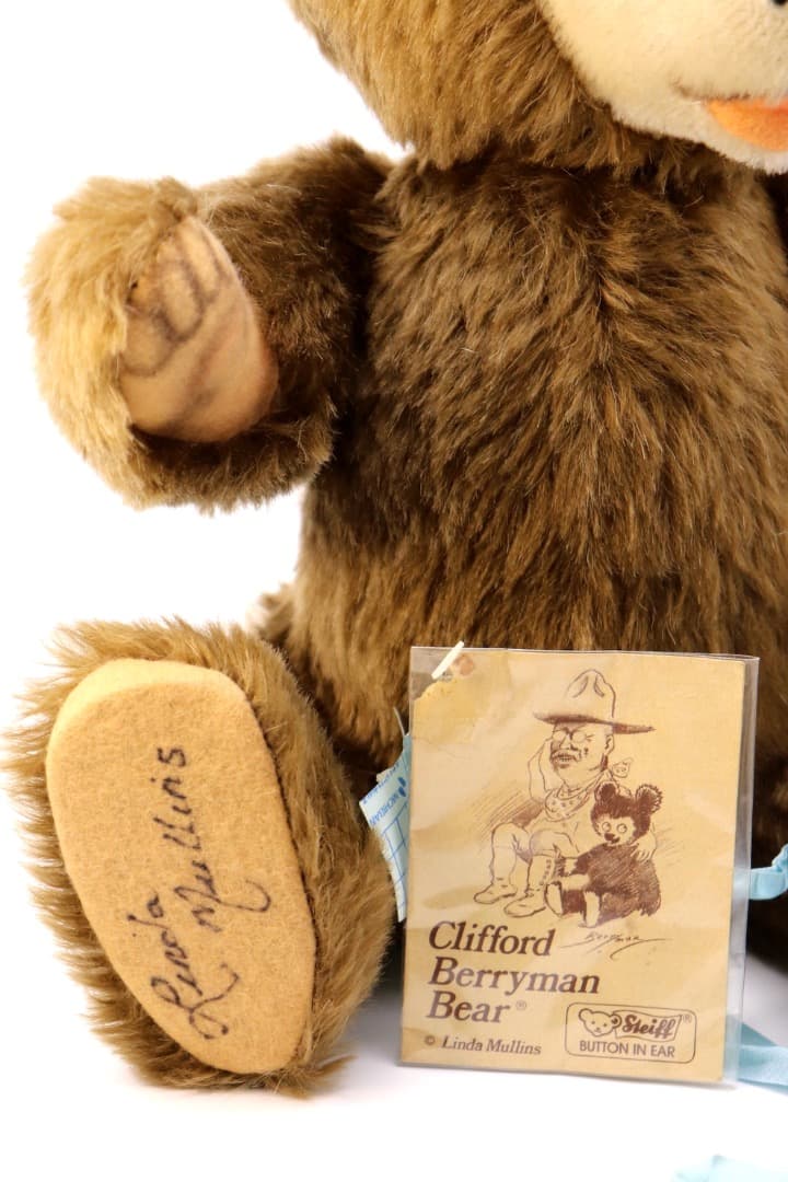 べリーマン・ベア STEIFF リンダ・マリンズサイン入り ぬいぐるみ