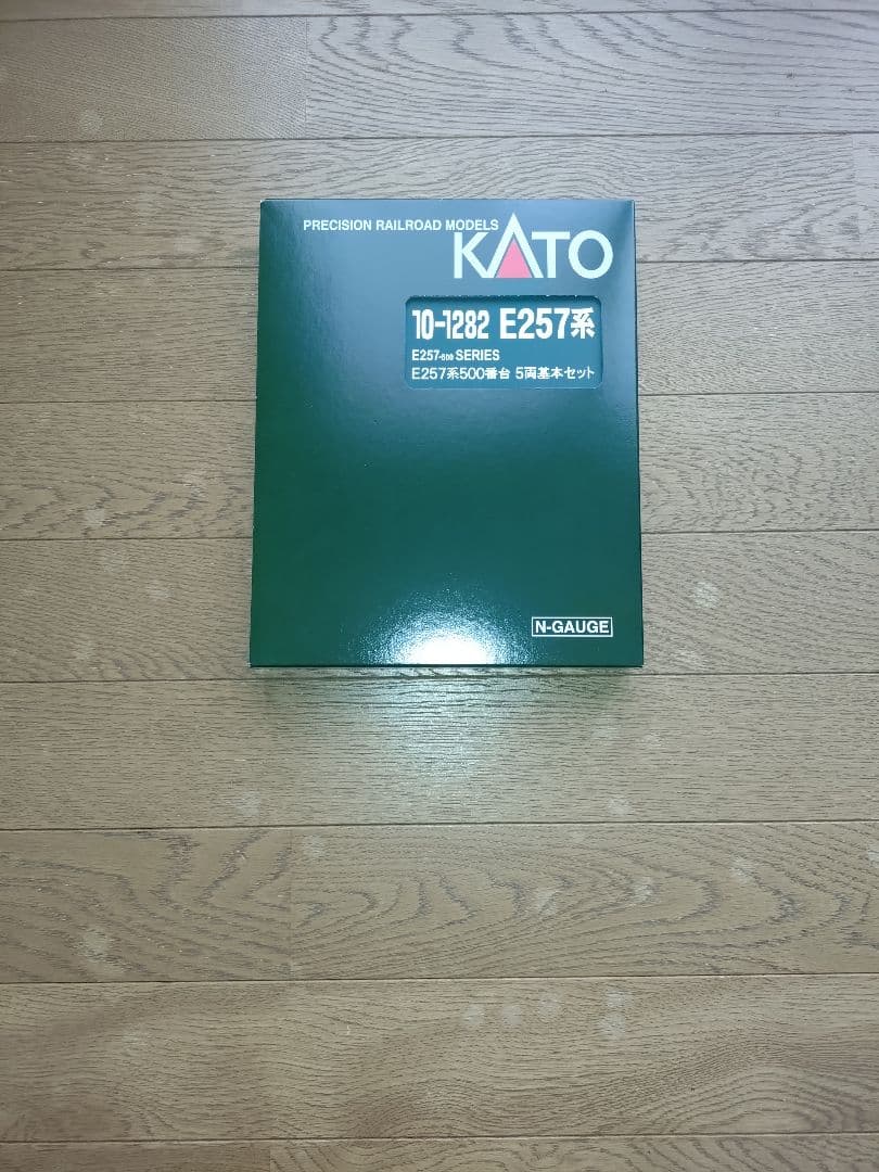KATO　10-1282 E257系500番台5両基本セット