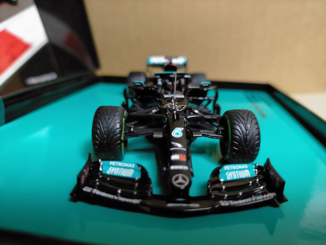 PMA 1/43 メルセデス F1 W12 ハミルトン 2021 ロシア