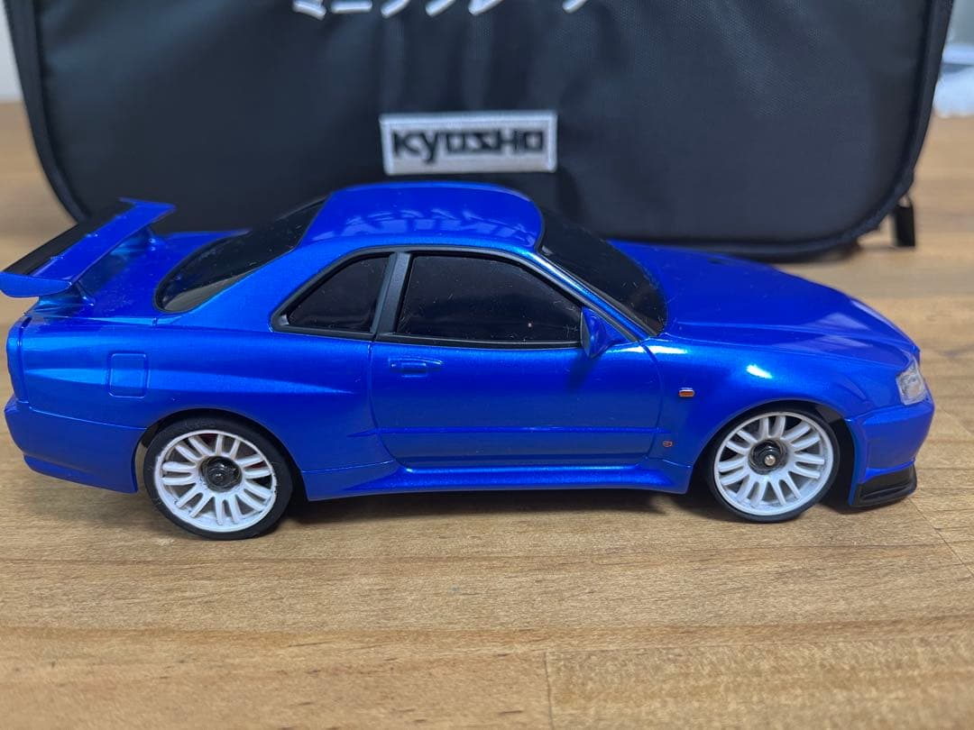 京商　ミニッツRWD R34 GT-Rボディ他オプション付き