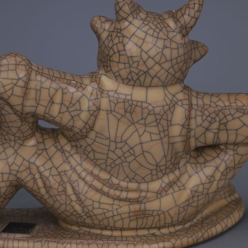 哥窯金糸鉄線神獣熊尊  置物  工芸品  美術品