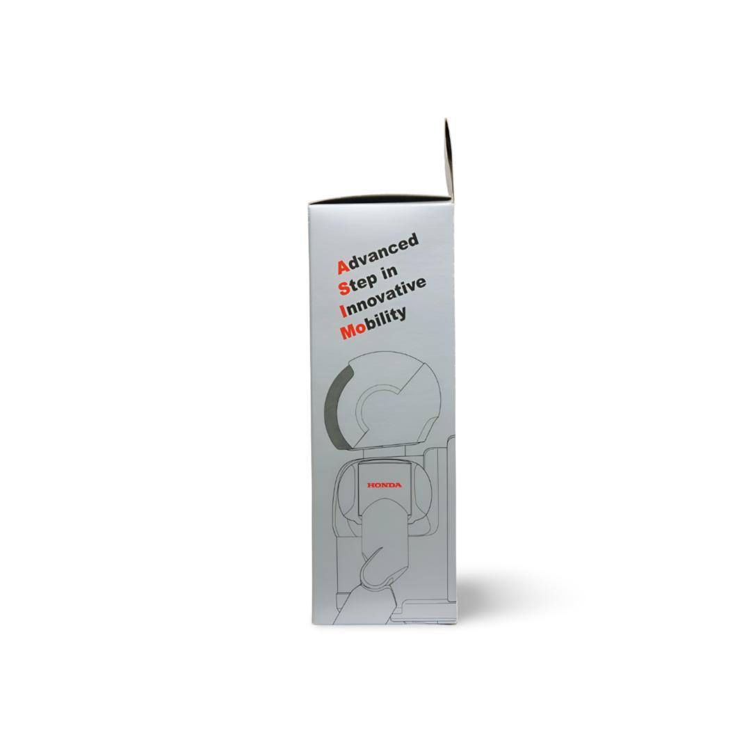ま*さ様 ASIMO 1/8スケールフィギュア　未使用品