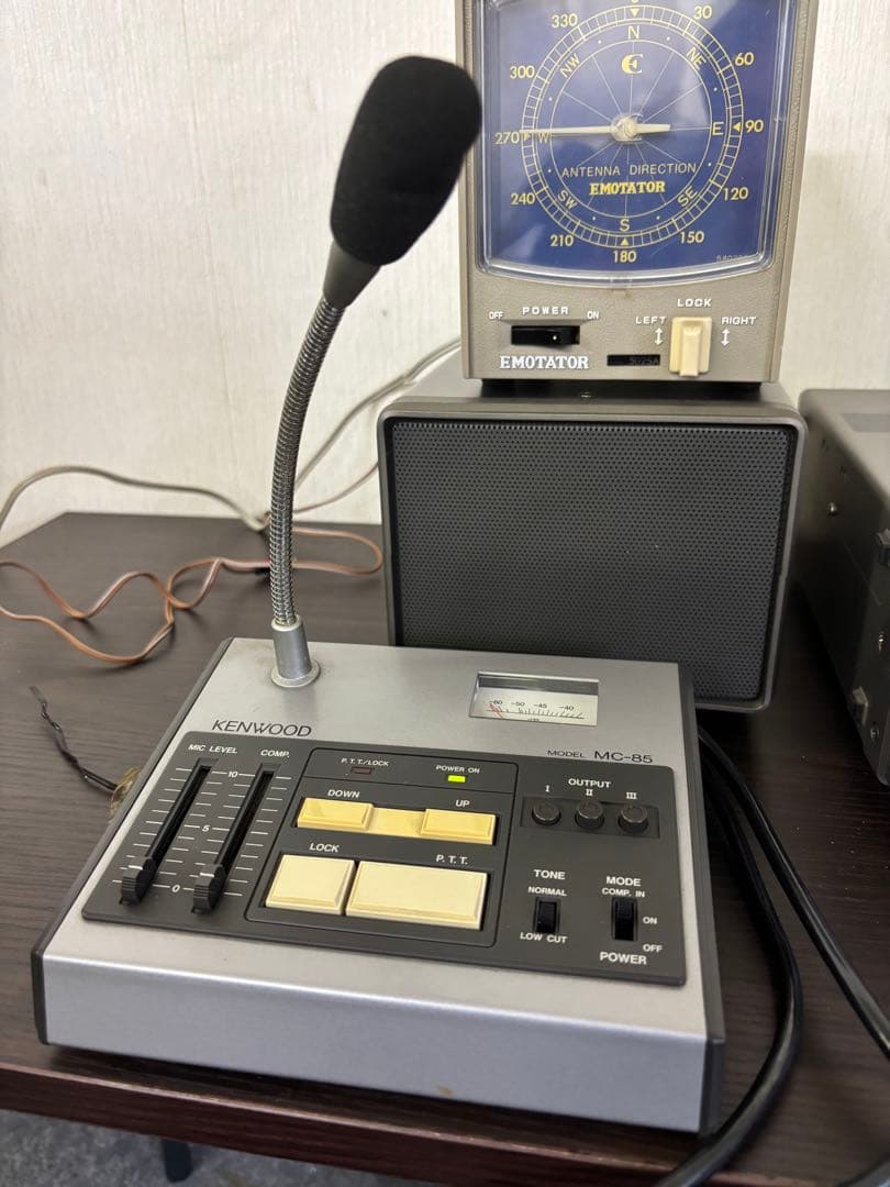 Kenwood TS-670 受信機とスピーカーセット