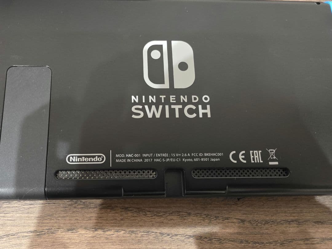 nintendo switch 本体+ケース