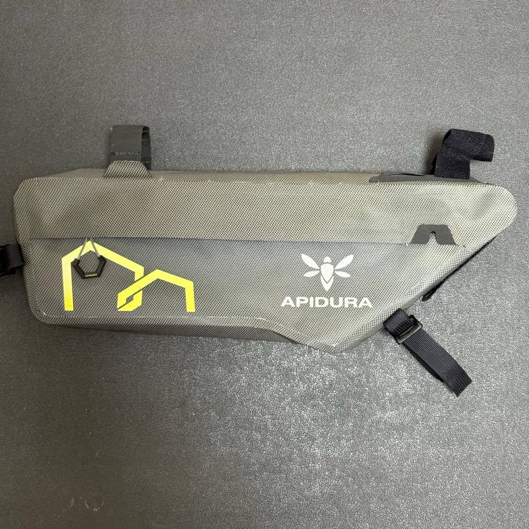 APIDURA アピデュラ エクスペディション フレームバッグ ３L