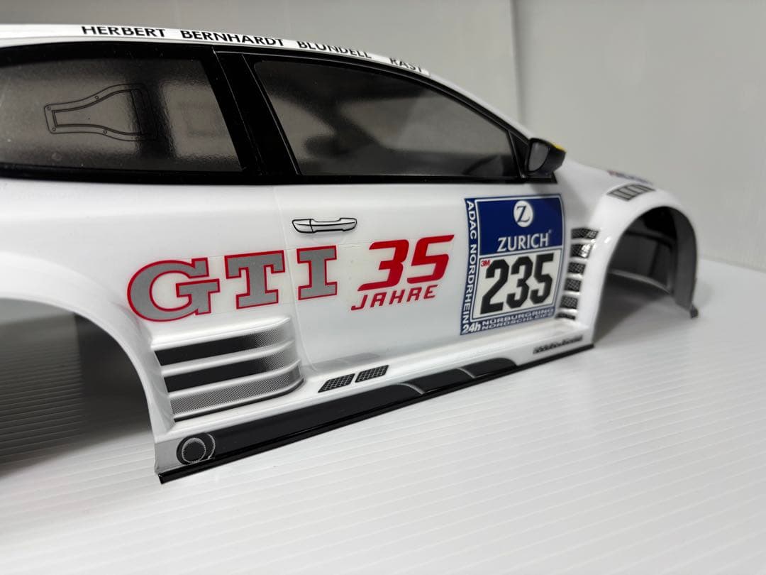 タミヤ 1/10 Volkswagen ゴルフ24 ボディー