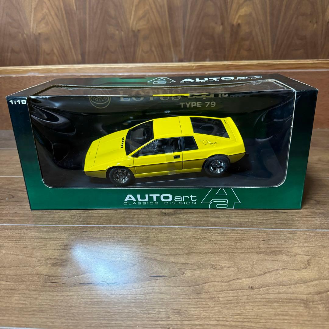 絶版未展示品 オートアート 1/18 ロータス エスプリ タイプ ,79