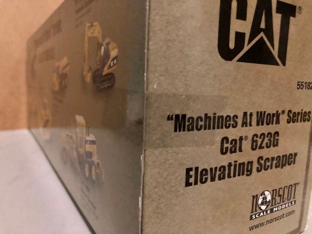キャタピラーCAT 623G エレベーティングスクレーパーウェザリング塗装ver