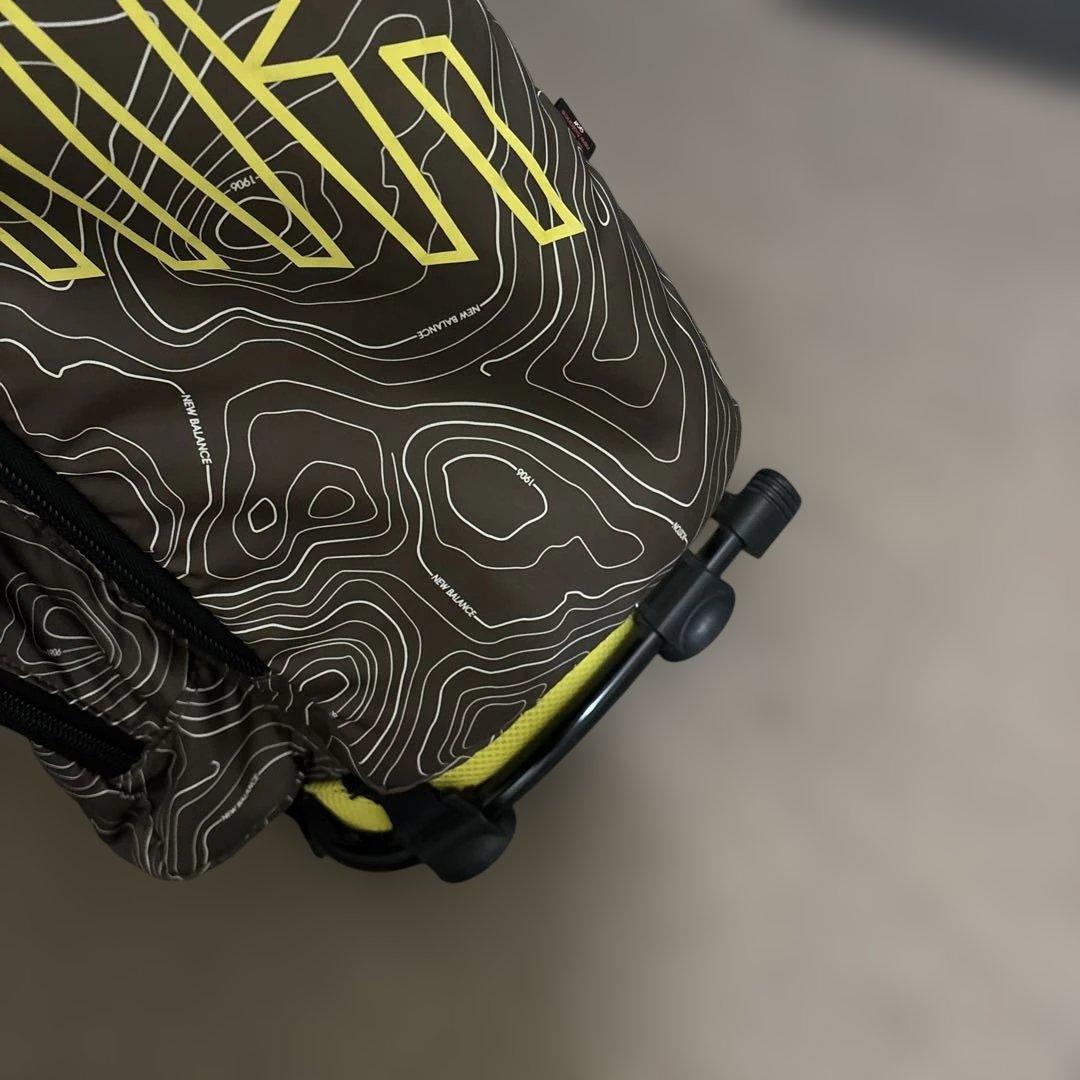 『専用』newbalance ニューバランス スタンド式 軽量キャディバッグ