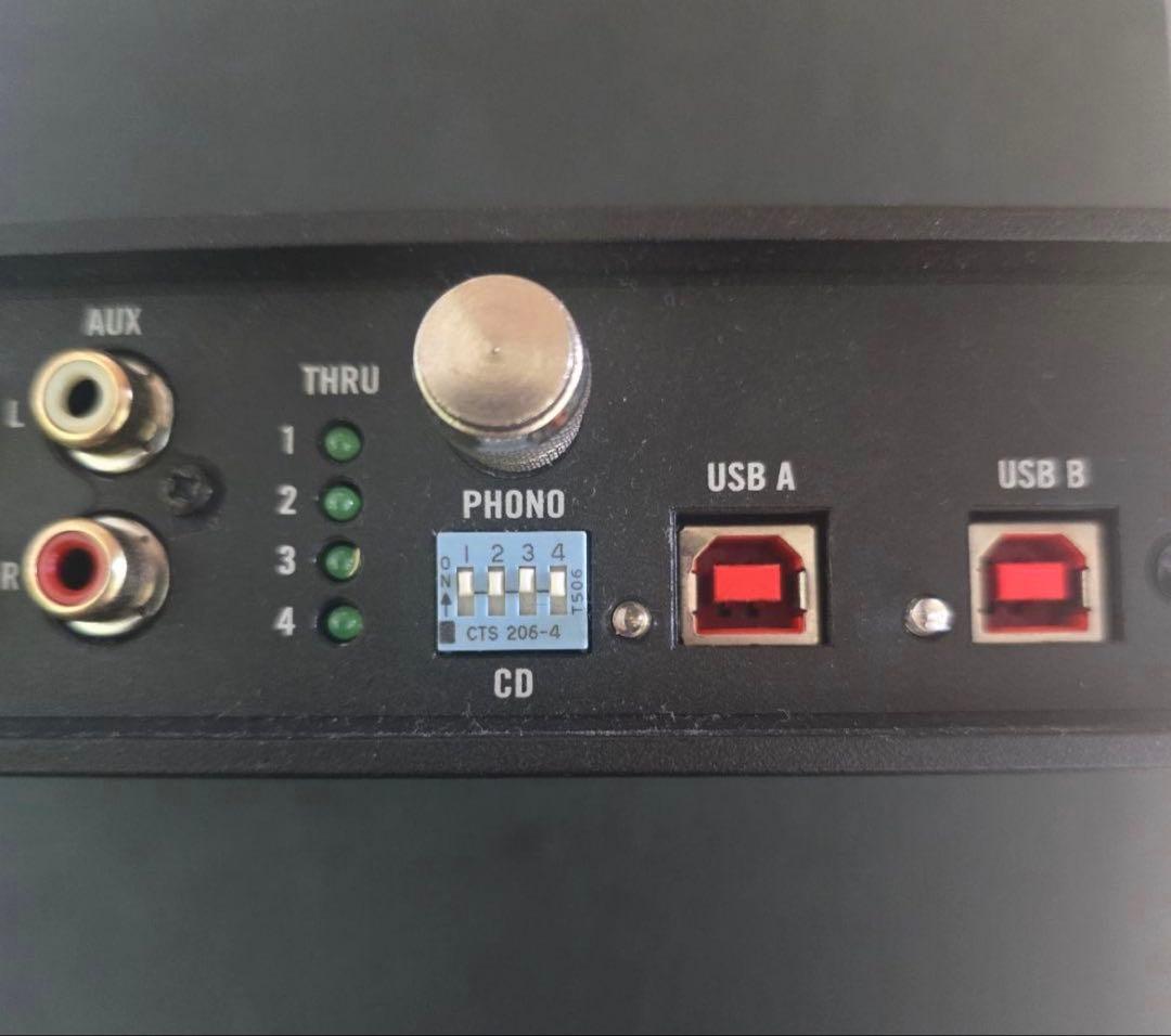 RANE SL4 DJインターフェース