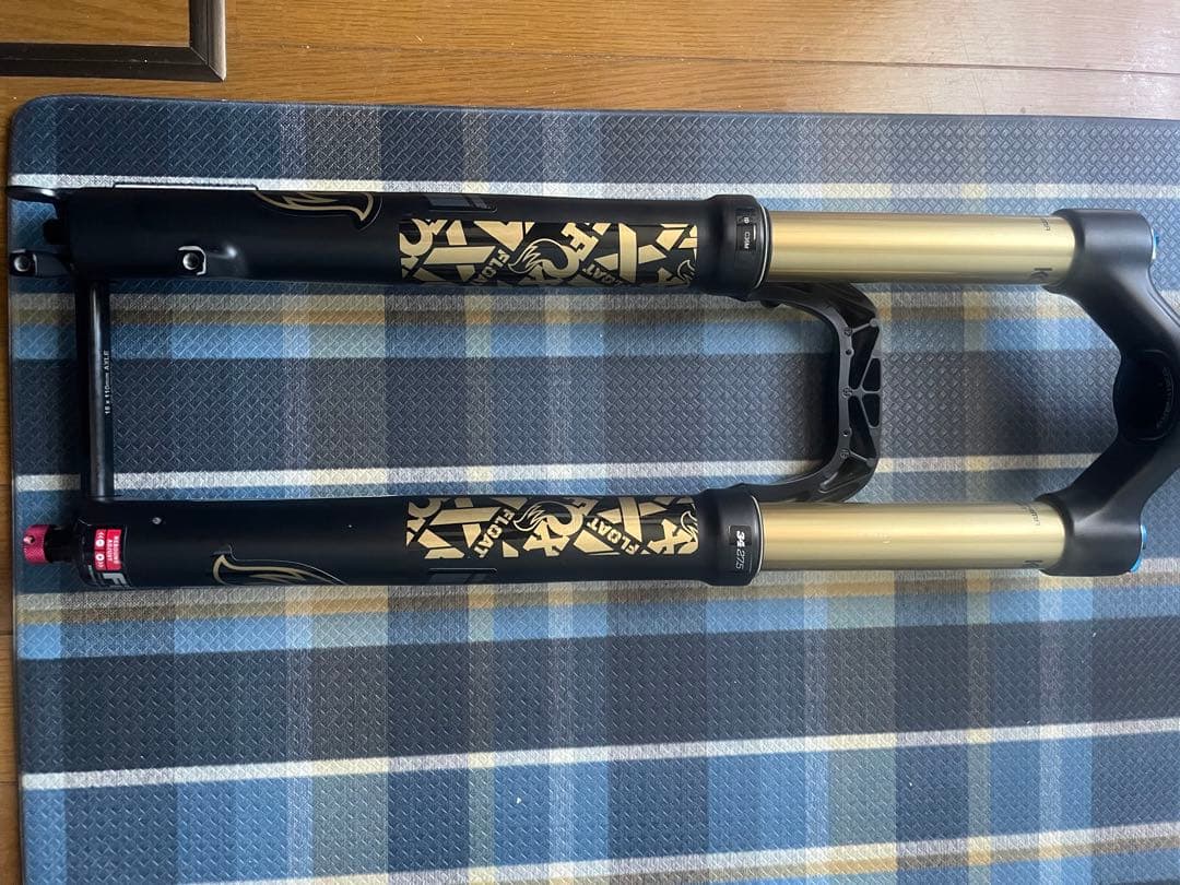 FOXサスペンションフォークファクトリー　34 27.5 150㍉ストローク