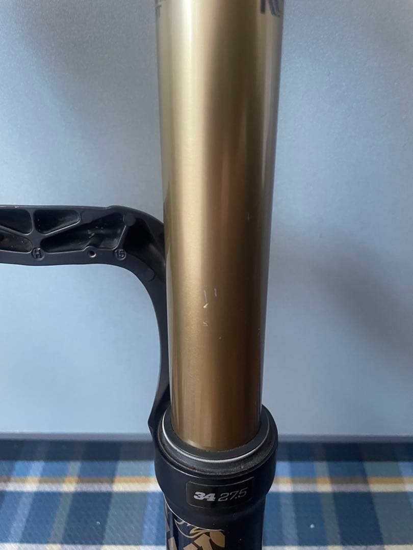 FOXサスペンションフォークファクトリー　34 27.5 150㍉ストローク