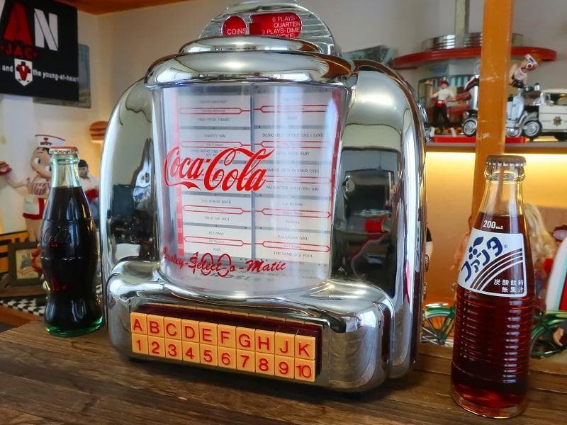 コカコーラ アメリカンダイナー ジュークボックス型ラジカセ