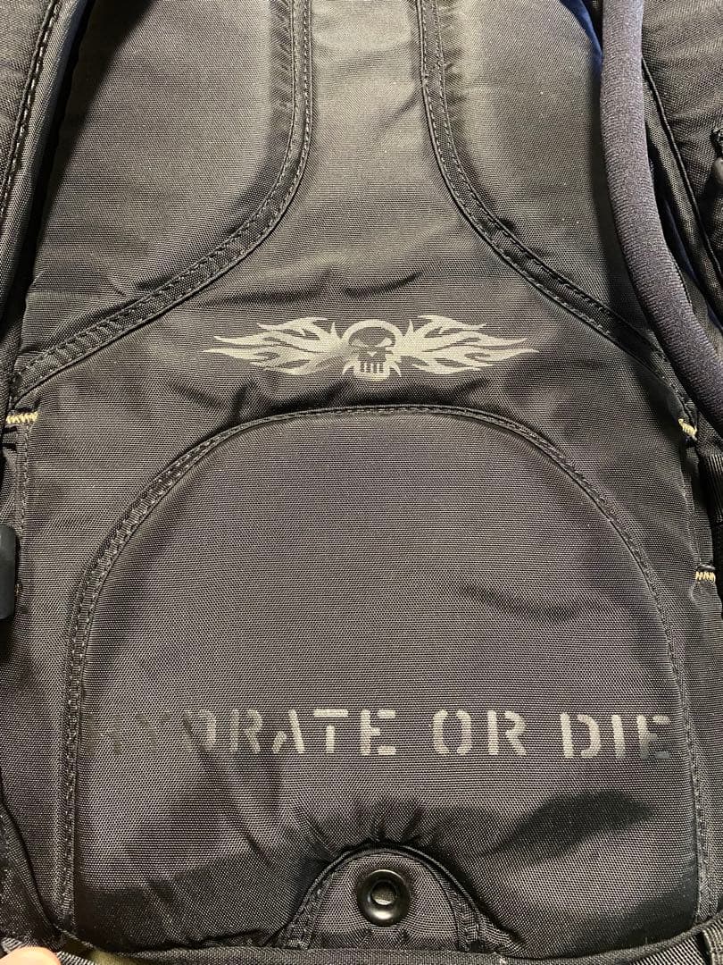 お*か様 米軍　 CAMELBAK ブラックバックパック ハイドレーション付き