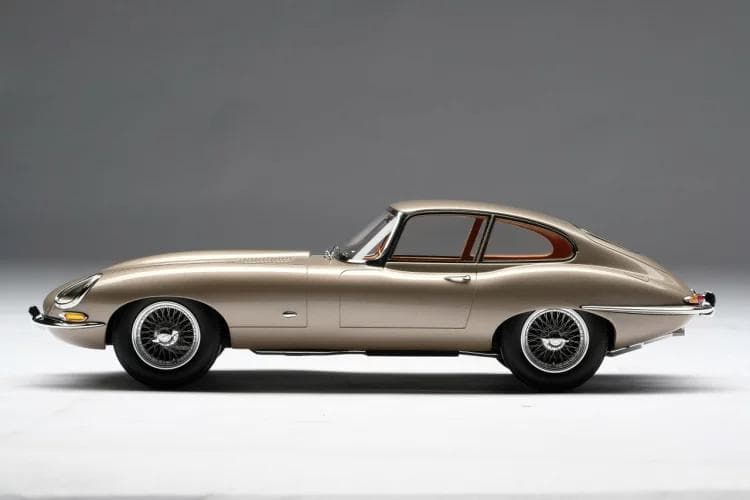 1/18 アマルガム Amalgam : ジャガー JAGUAR E-type