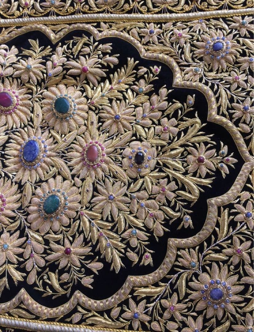 美品レア物タペストリー300個以上宝石と金糸刺繍絨毯 豪華一点物　ドバイ貴族