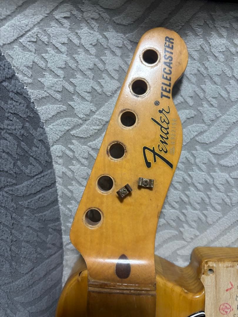 Fender JAPAN Telecaster Eシリアル ボディとネック