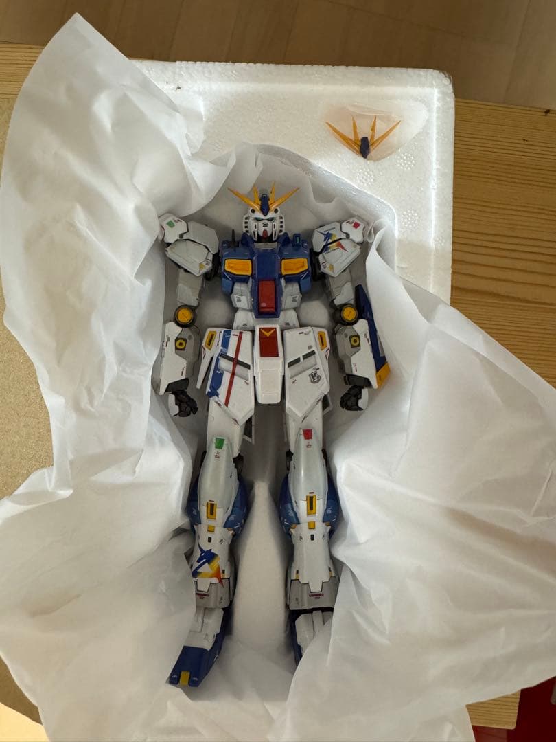 超合金 RX-93ff ν GUNDAM