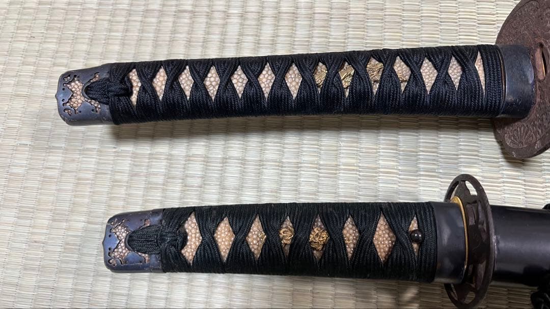 半太刀 真剣拵え 蝶 竹光 模造刀 居合刀 牡丹 小柄 本鮫皮 大小 金雲龍目貫