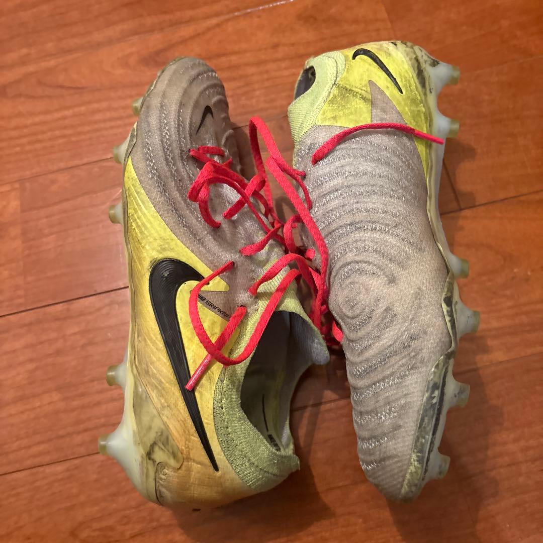 Nike 26cm サッカーシューズ グレー/イエロー/レッド