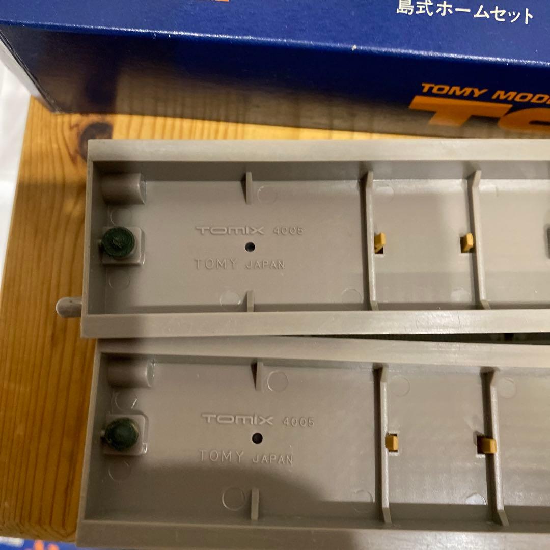 トミックス