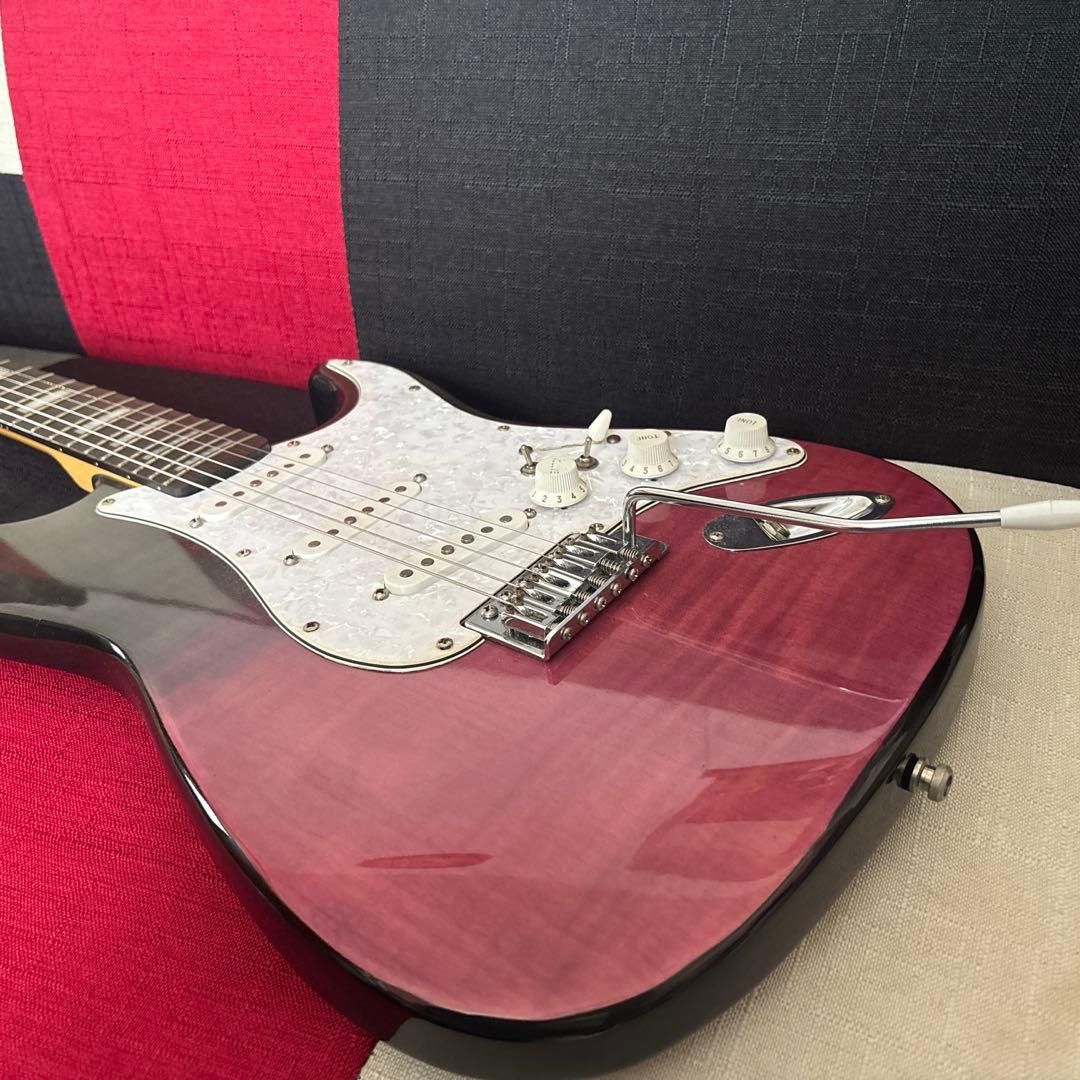 Sylpheed STタイプ バイオレットトーン エレキギター中古