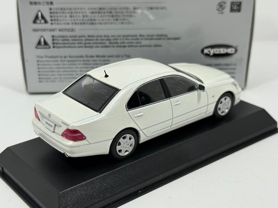 1/43 トヨタ セルシオ F30 Cタイプ ホワイトパール