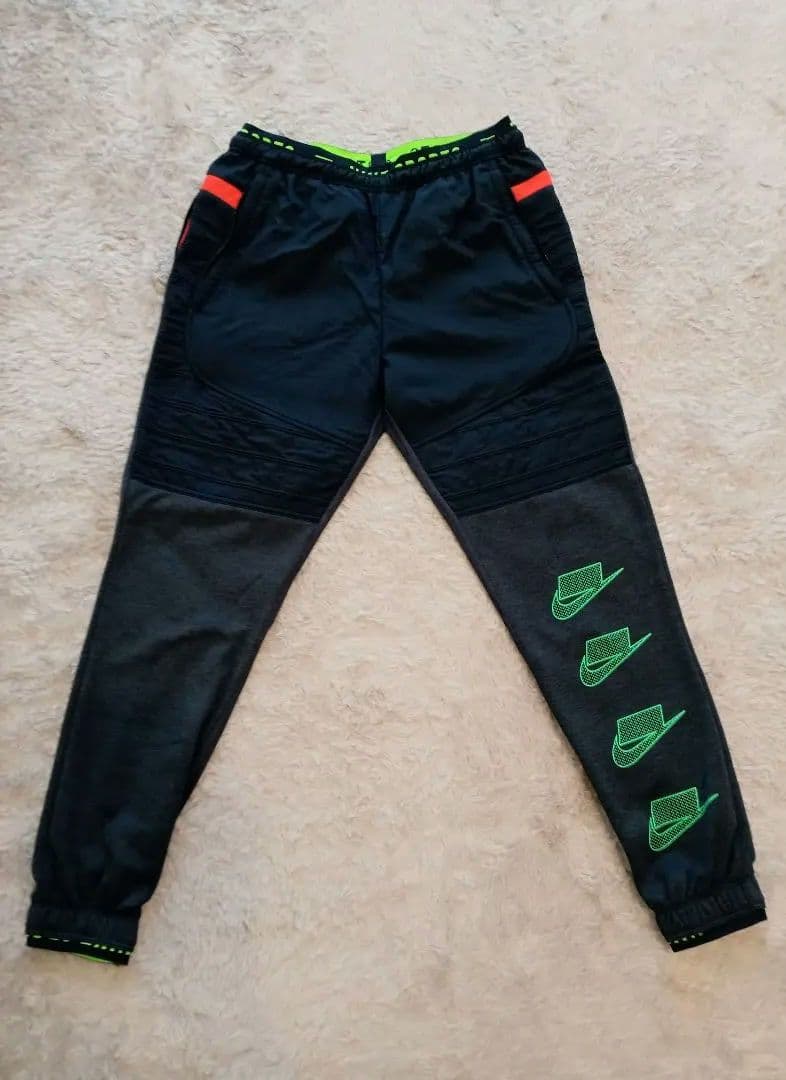 Nike ジャージセットアップ