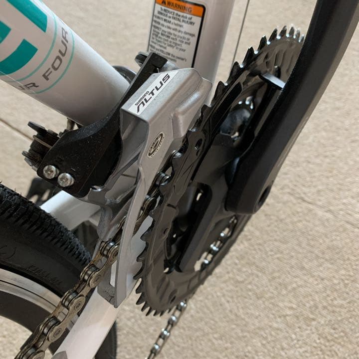 【美品の中古自転車】　《送料込み》　キャノンデール　レディース　クロスバイク