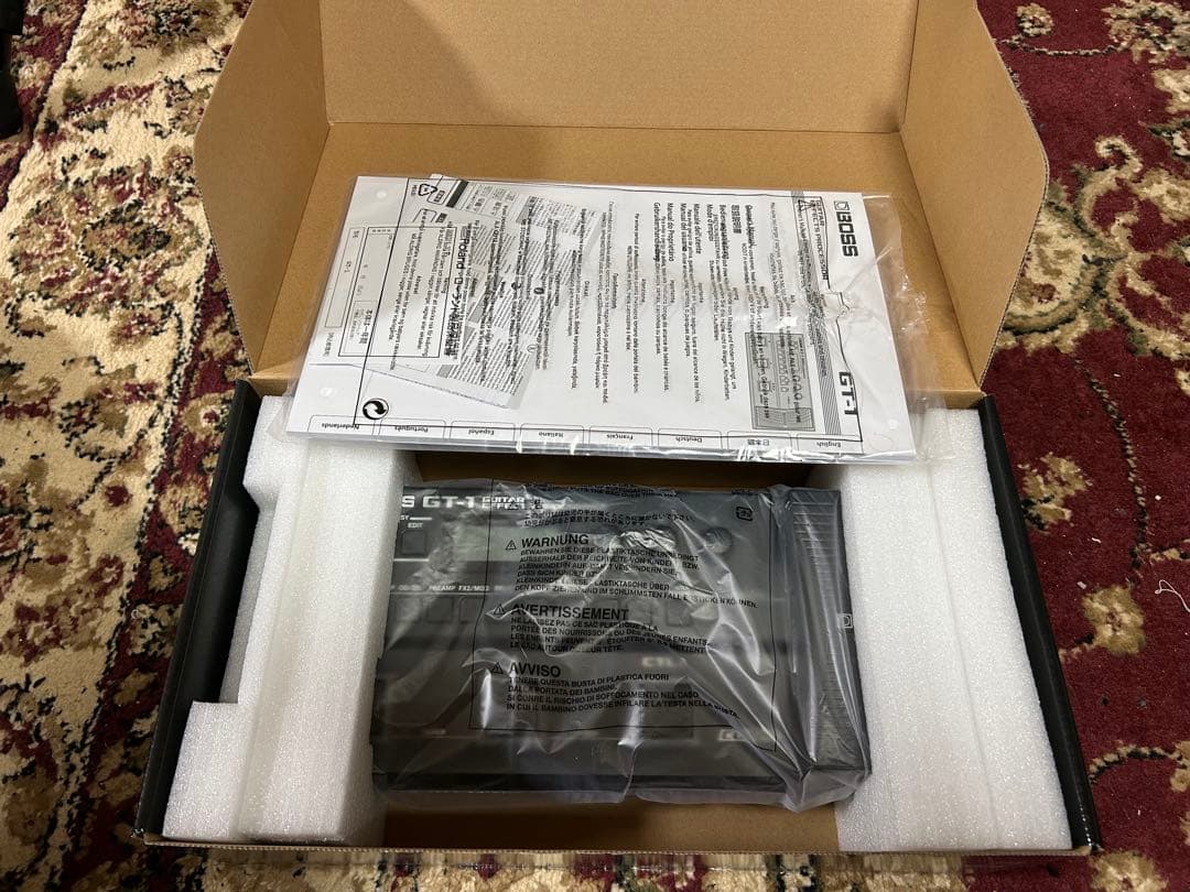BOSS GT-1 アダプタ付き　美品　保障期間内
