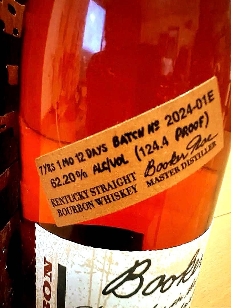 [新品] ブッカーズ 2024 バーボン 750ml 62.20％ 木製化粧箱