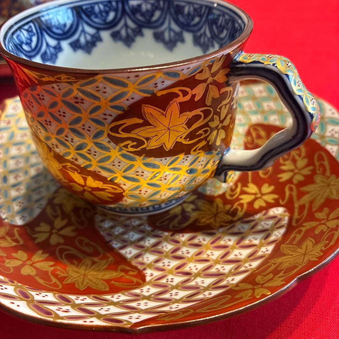 [希少品￼]清水焼 伊藤春晃 春晃窯　金彩桜紅葉三色金七宝紋カップ&ソーサー2客