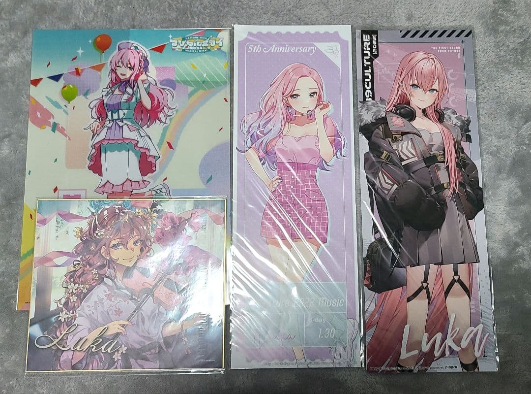 巡音ルカ 缶バッジ アクリルスタンド まとめ売り