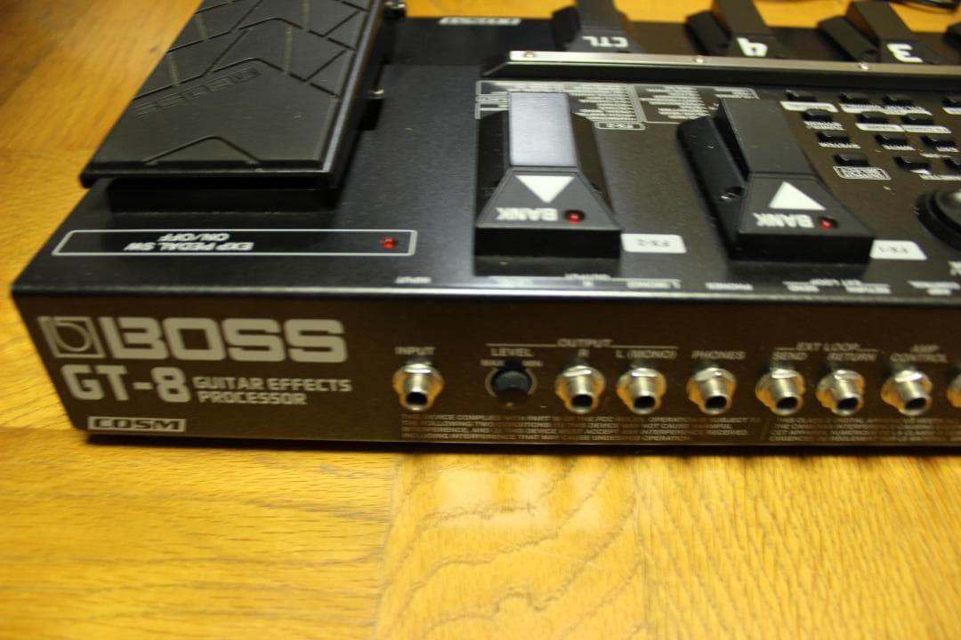 BOSS GT-8　マルチエフェクター