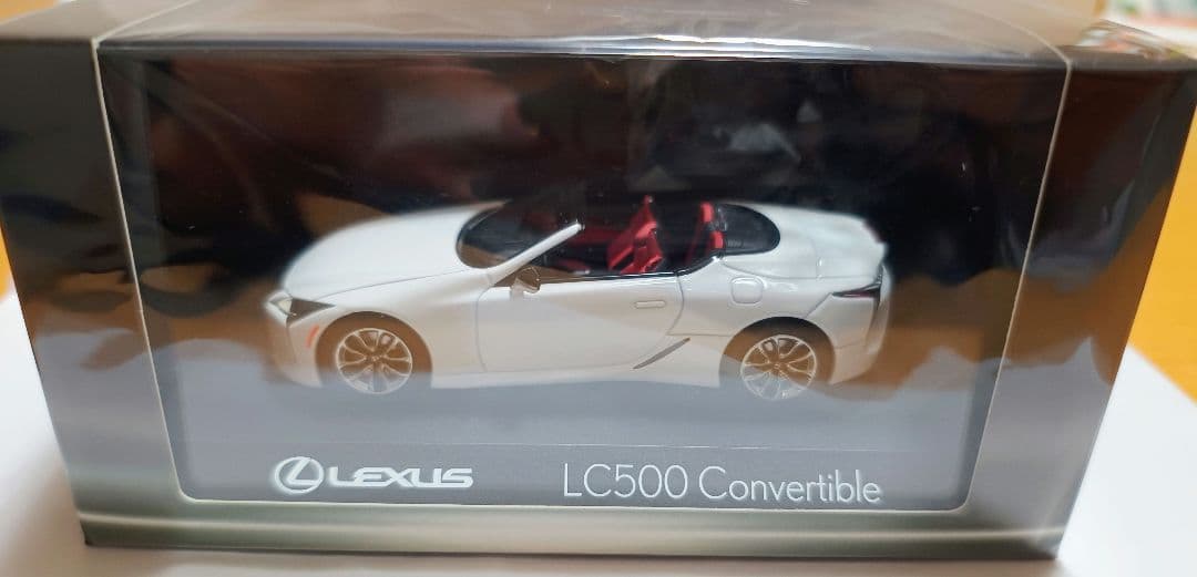 京商 Lexus LC500 Convertible 1/43 室屋義秀サイン有