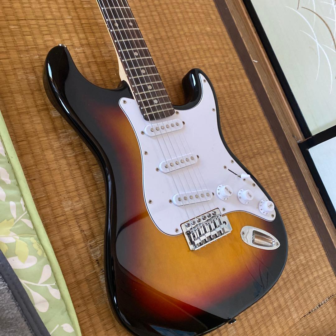 Legend ストラトキャスタータイプ エレキギター サンバースト
