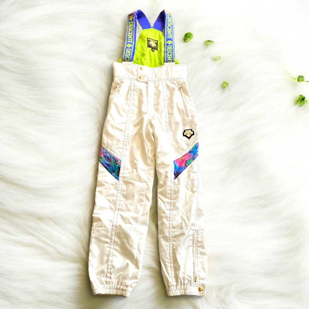 【美品 お値下げ】デサント スキーウェア 上下 M 手袋付 DESCENTE