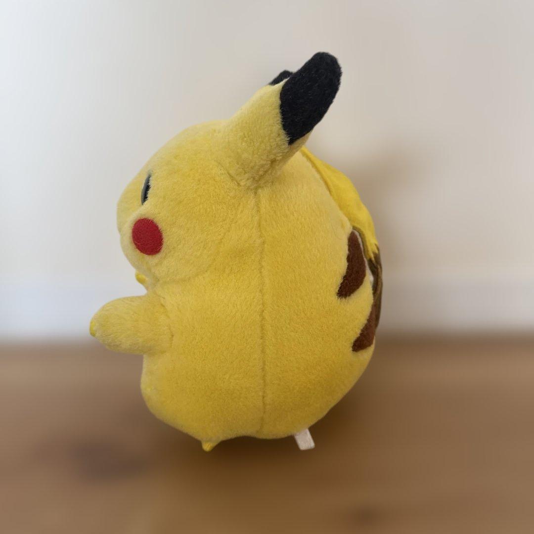 TOMY 初期　ピカチュウ　ぬいぐるみ